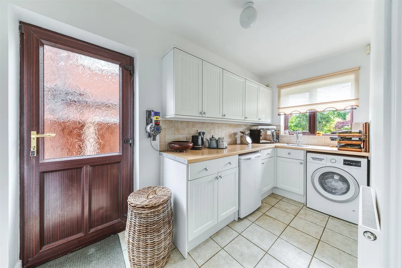 Woodhouse Road, Kilburn, photo 12