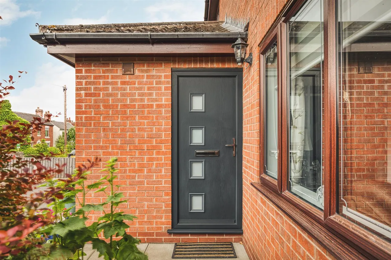 Woodhouse Road, Kilburn, photo 28