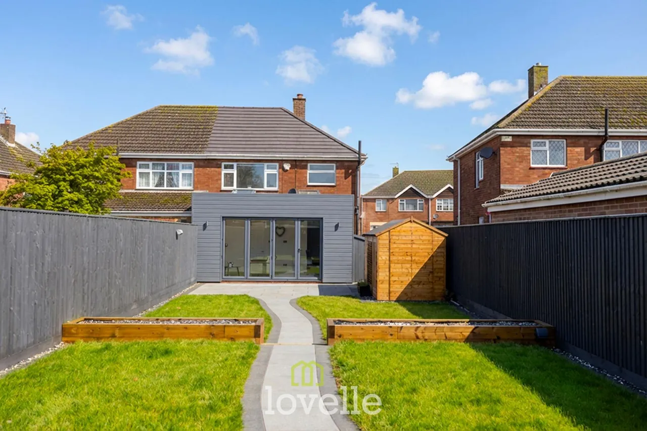 Danesfield Avenue, Waltham, DN37, photo 12