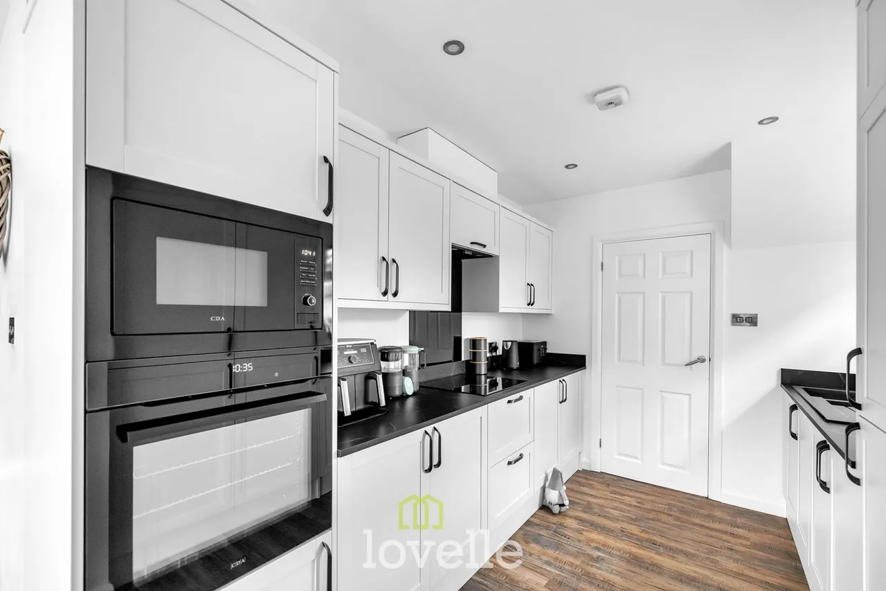 Danesfield Avenue, Waltham, DN37, photo 7