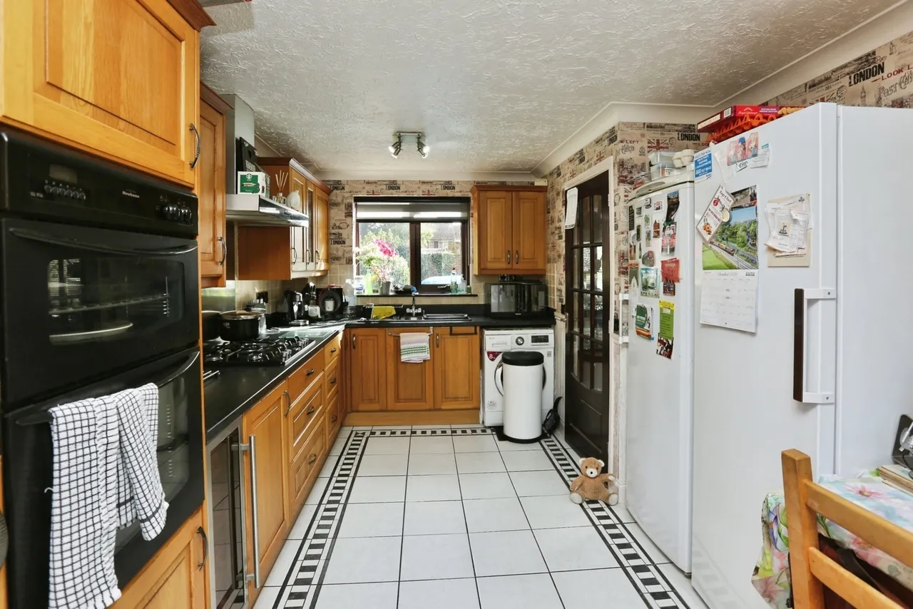Lydiard Close, Eastleigh, SO50, photo 3