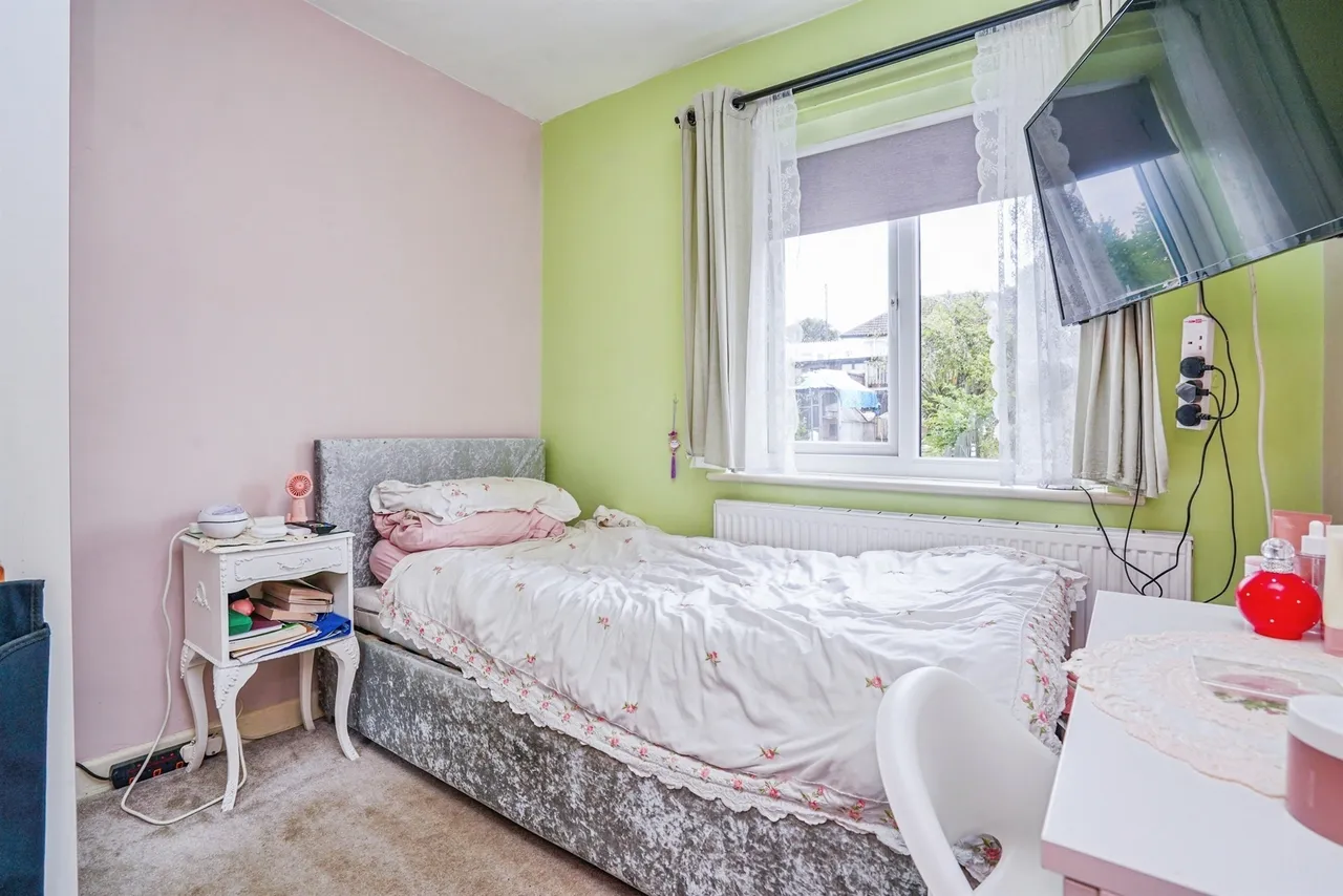 Parkwood Road, Leeds, photo 12