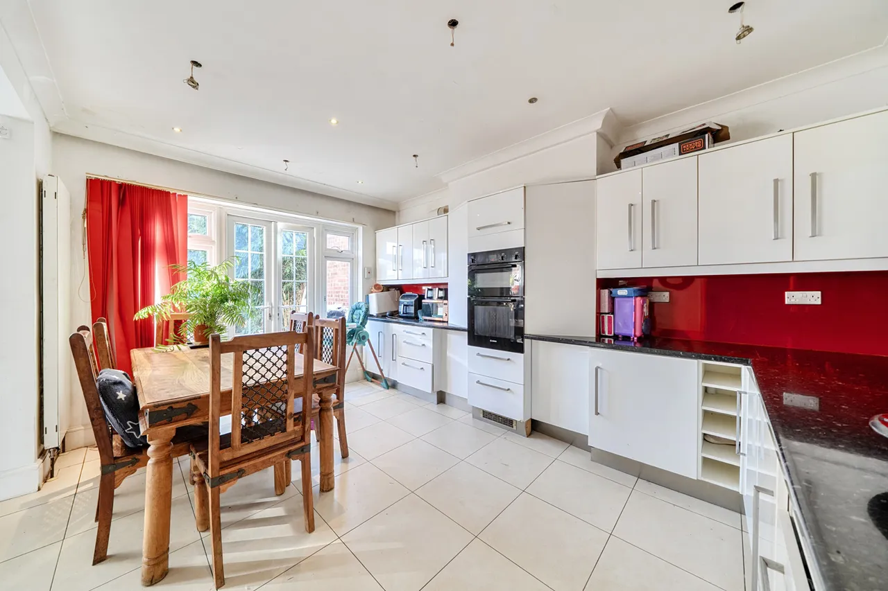 Victoria Road, Ruislip, HA4, photo 7