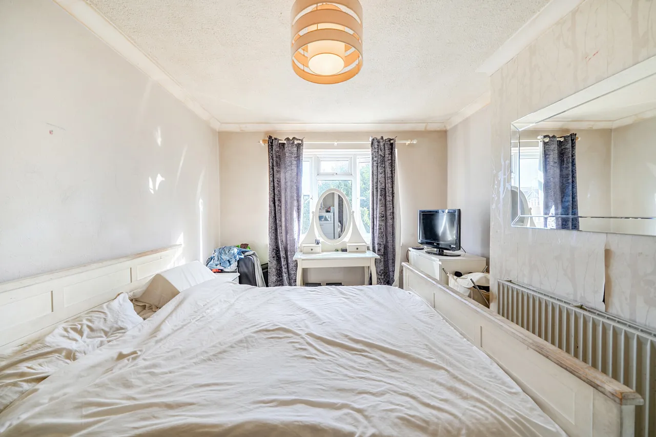 Victoria Road, Ruislip, HA4, photo 15