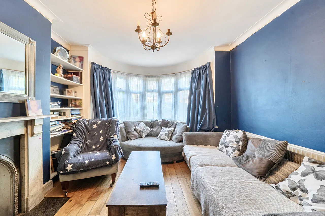 Victoria Road, Ruislip, HA4, photo 4