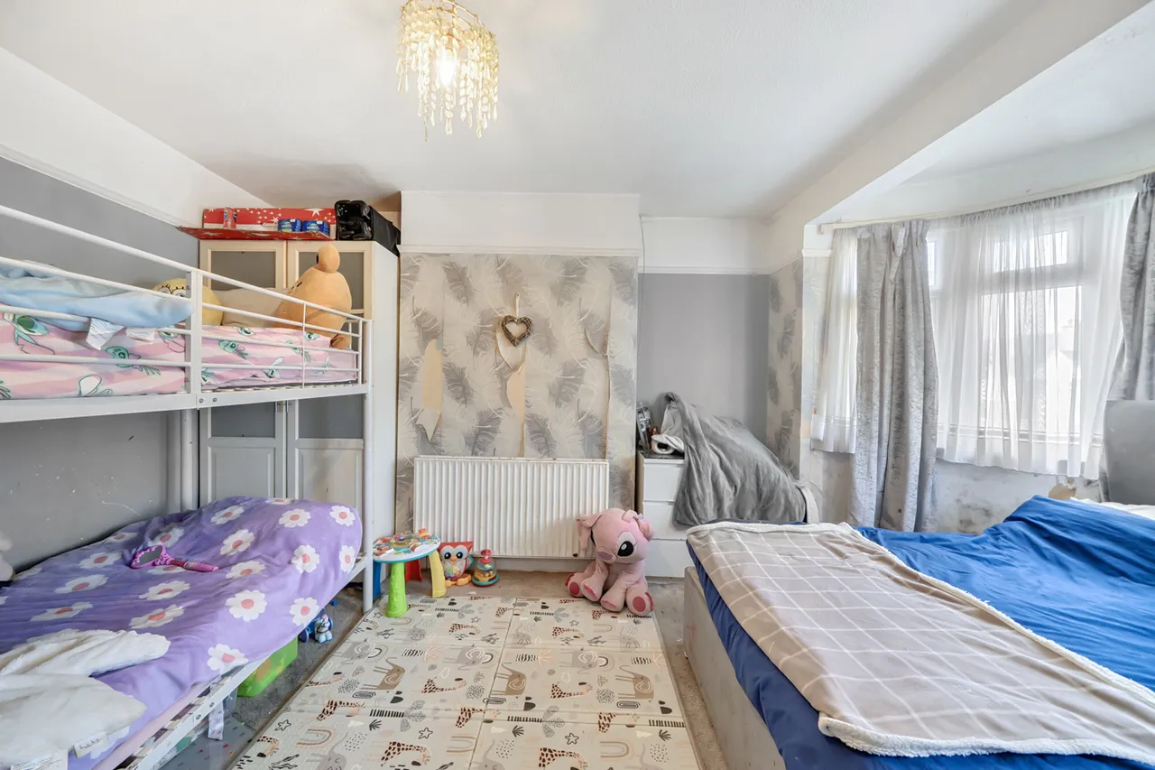 Victoria Road, Ruislip, HA4, photo 14