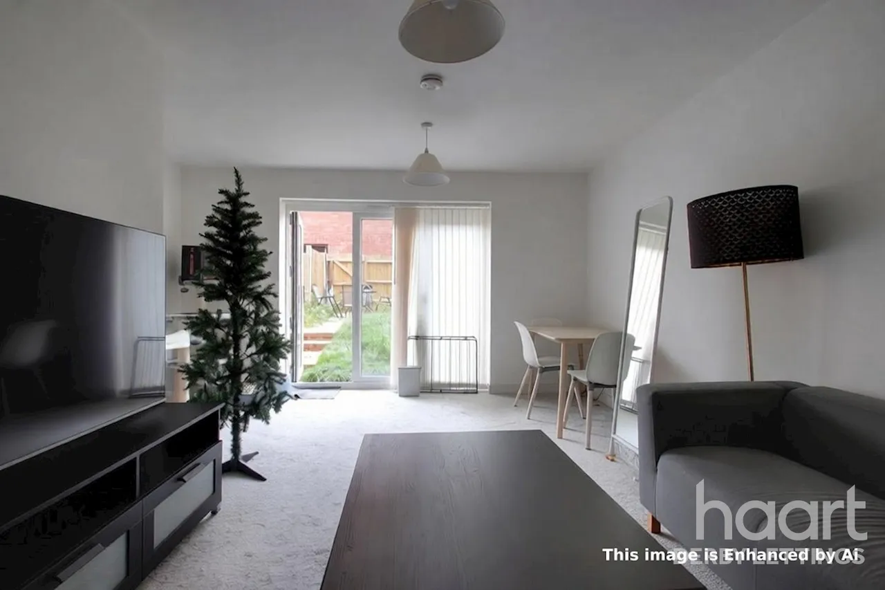 Carrington Street, DE1, photo 9