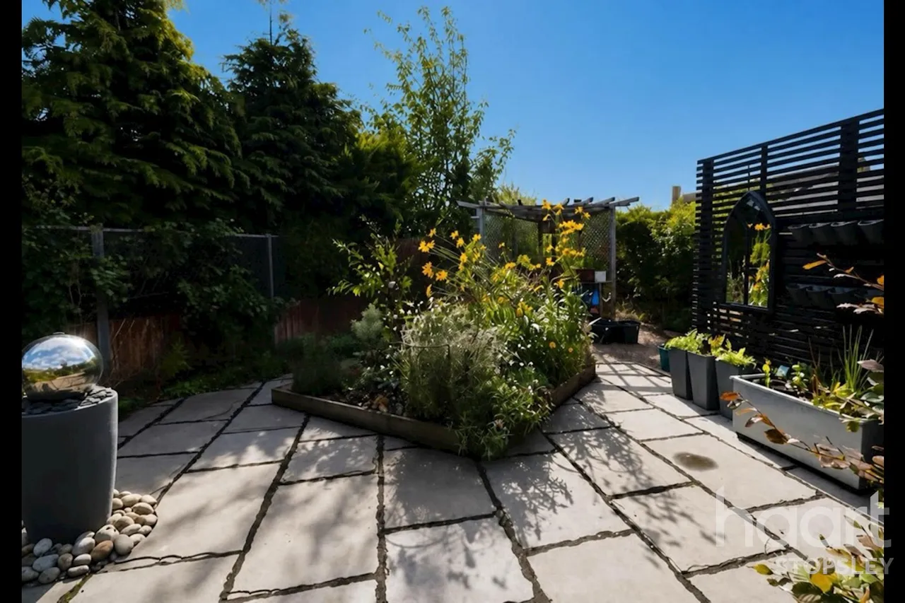 Forrest Crescent, Luton, LU2, photo 23