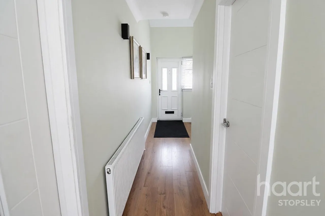 Forrest Crescent, Luton, LU2, photo 8