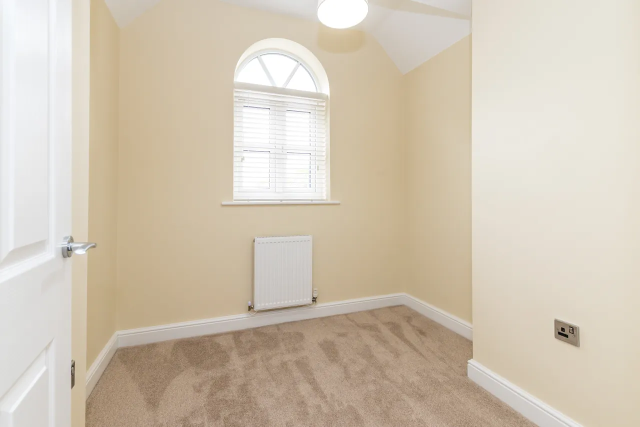 Clough Avenue, Burscough, L40, photo 16