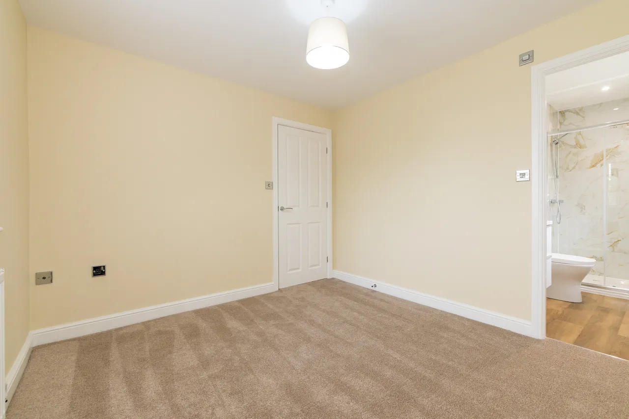 Clough Avenue, Burscough, L40, photo 12