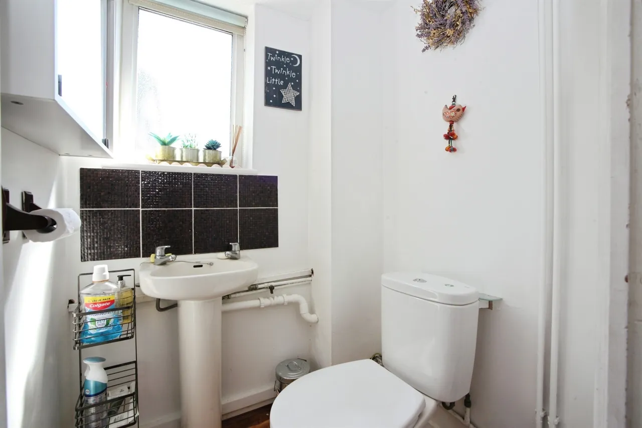 Rhiwlas, Thornhill, CF14, photo 9