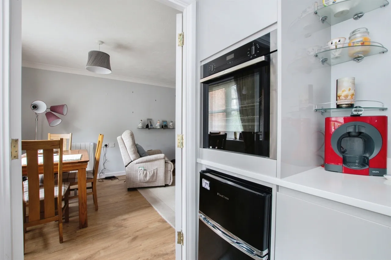Salisbury Street, Fordingbridge, SP6, photo 3