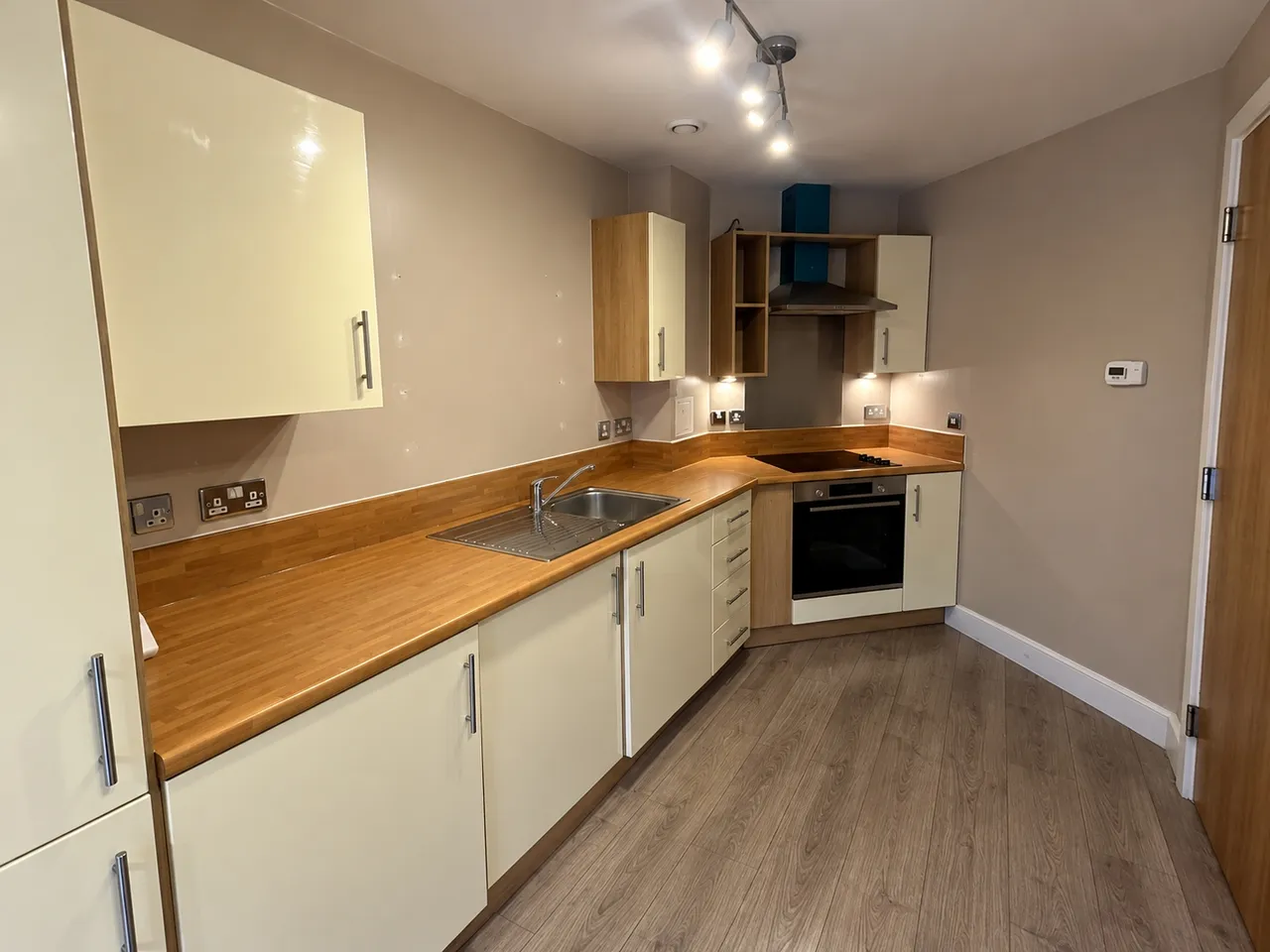 Alfred Knight Way, Birmingham, B15, photo 4