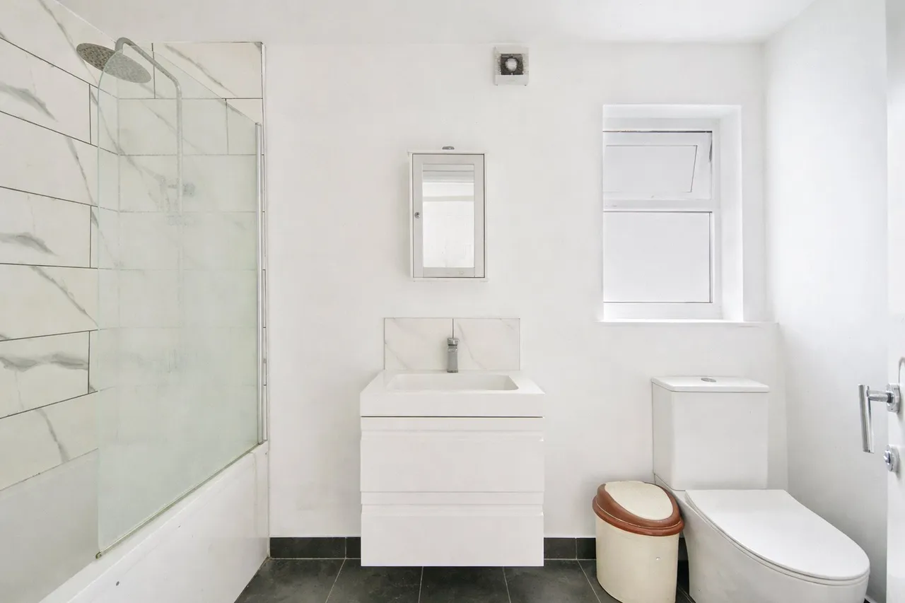 Masterman Road, East Ham, London, E6, photo 6