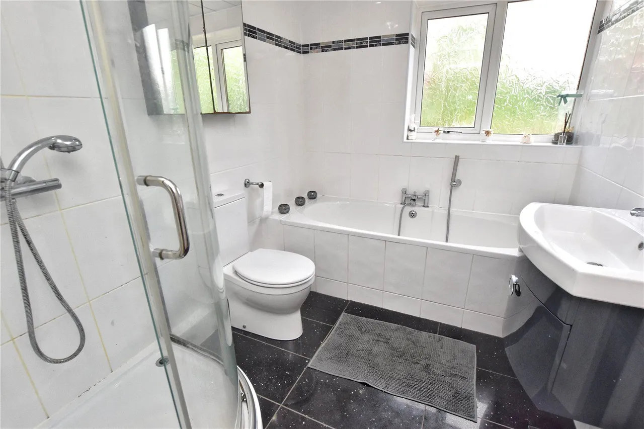 Forest View, Shawclough, OL12, photo 18