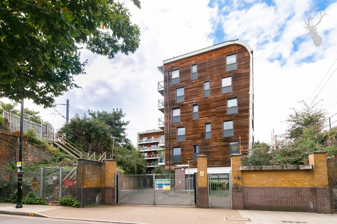 Polydamas Close, London, E3, photo 17