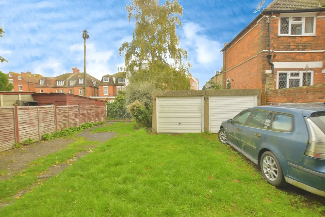Castle Hill Avenue, Folkestone, Kent, CT20, photo 7