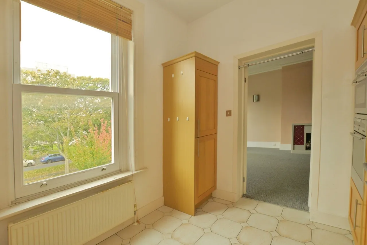 Castle Hill Avenue, Folkestone, Kent, CT20, photo 12