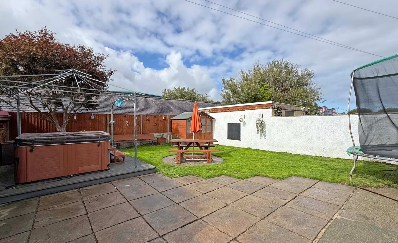 Bryn Llwyd, Bangor, LL57, photo 6