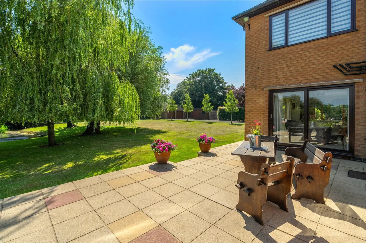 West Drive, Sudbrooke, Lincoln, Lincolnshire, LN2, photo 6