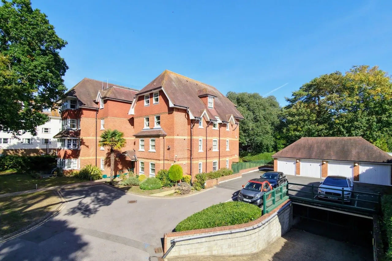 Derby Road, Bournemouth, BH1, photo 3