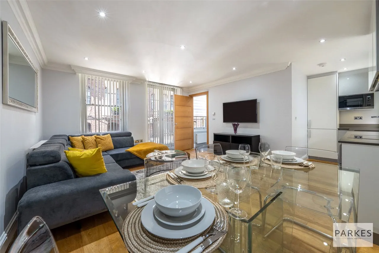 Shepherd Street, Mayfair, London, W1J 7HY, photo 3