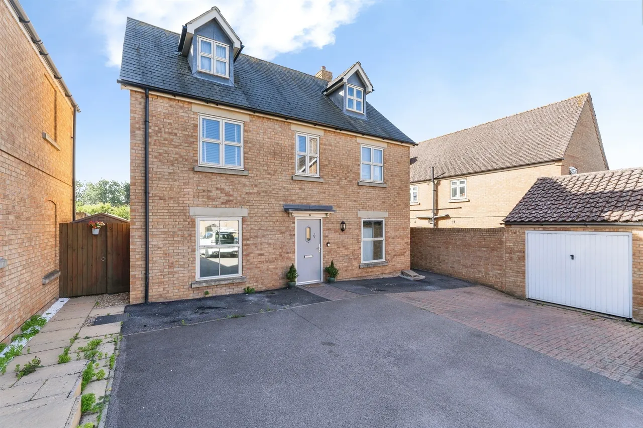 Hive End Court, Chatteris, PE16, photo 24