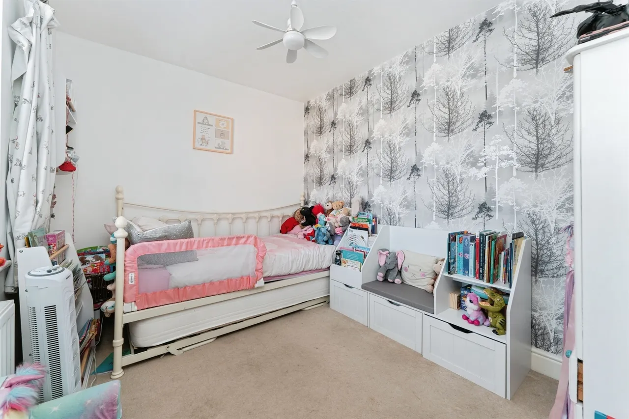 Hive End Court, Chatteris, PE16, photo 18