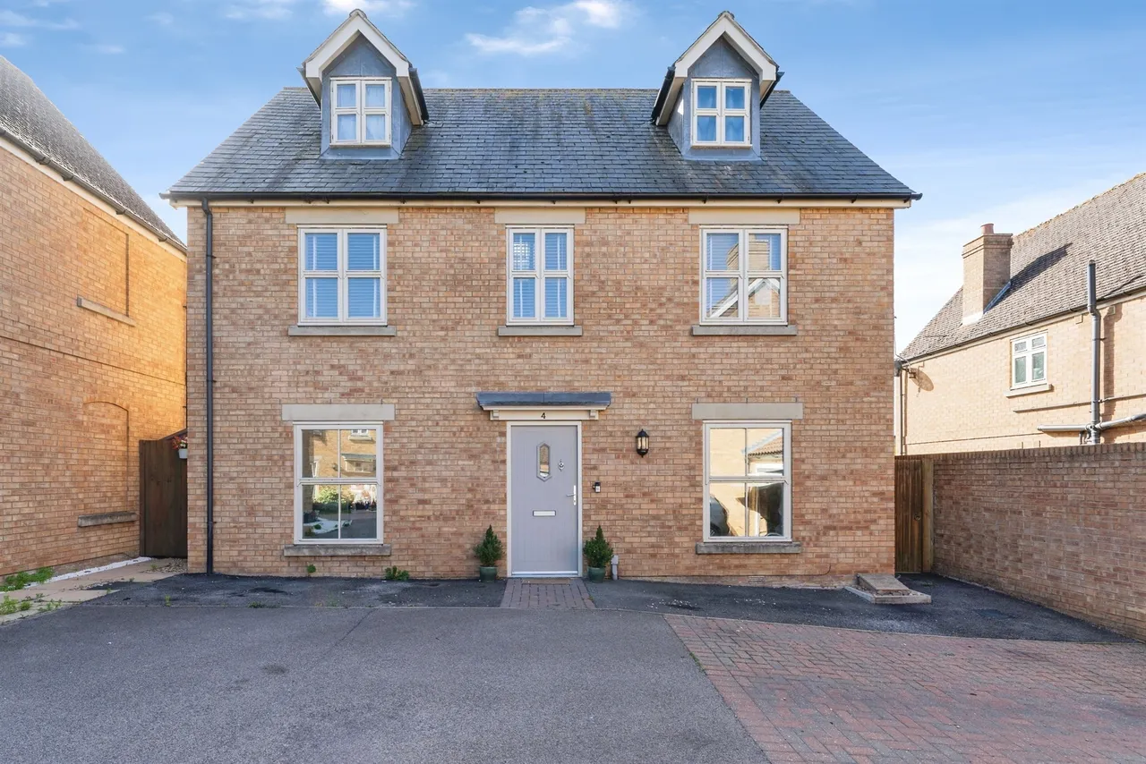 5 bed house for sale, Hive End Court, Chatteris, PE16