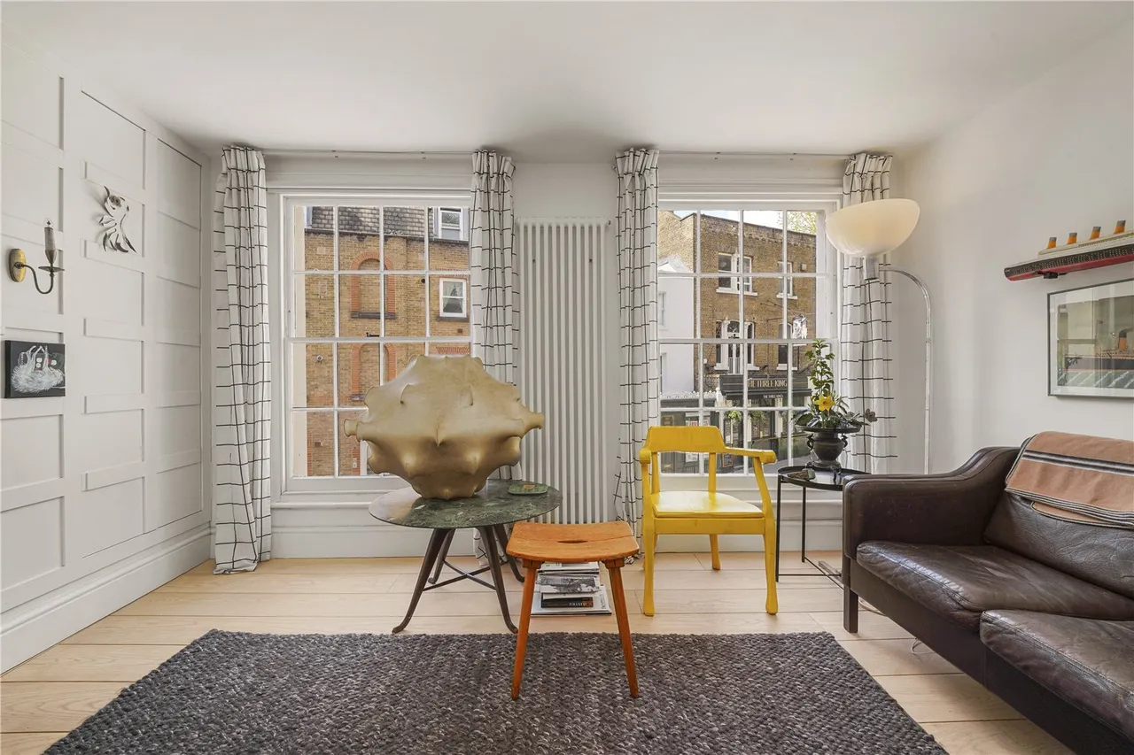 Clerkenwell Close, London, EC1R, photo 11