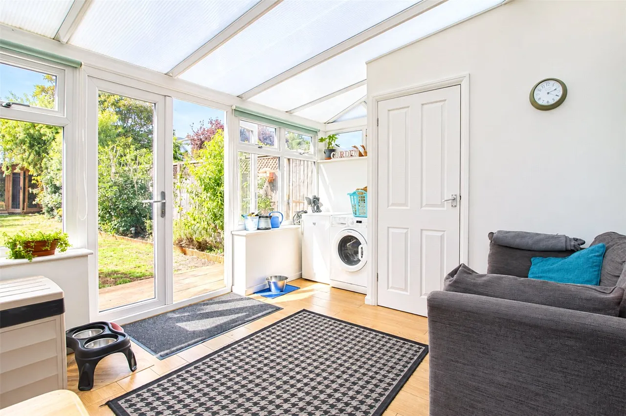 Lymington Avenue, Leigh-on-Sea, Essex, SS9, photo 12