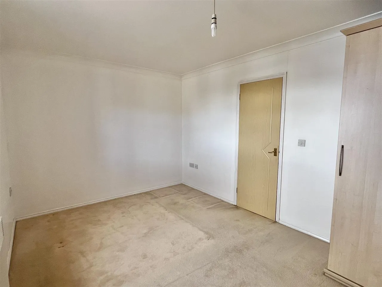 Helena Court, Penwithick, photo 15