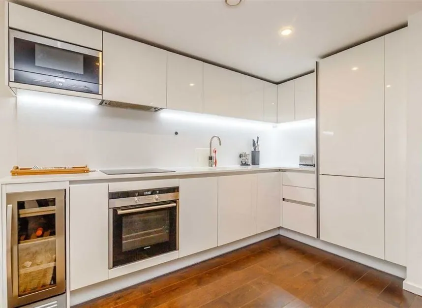 City Road, EC1V, photo 3
