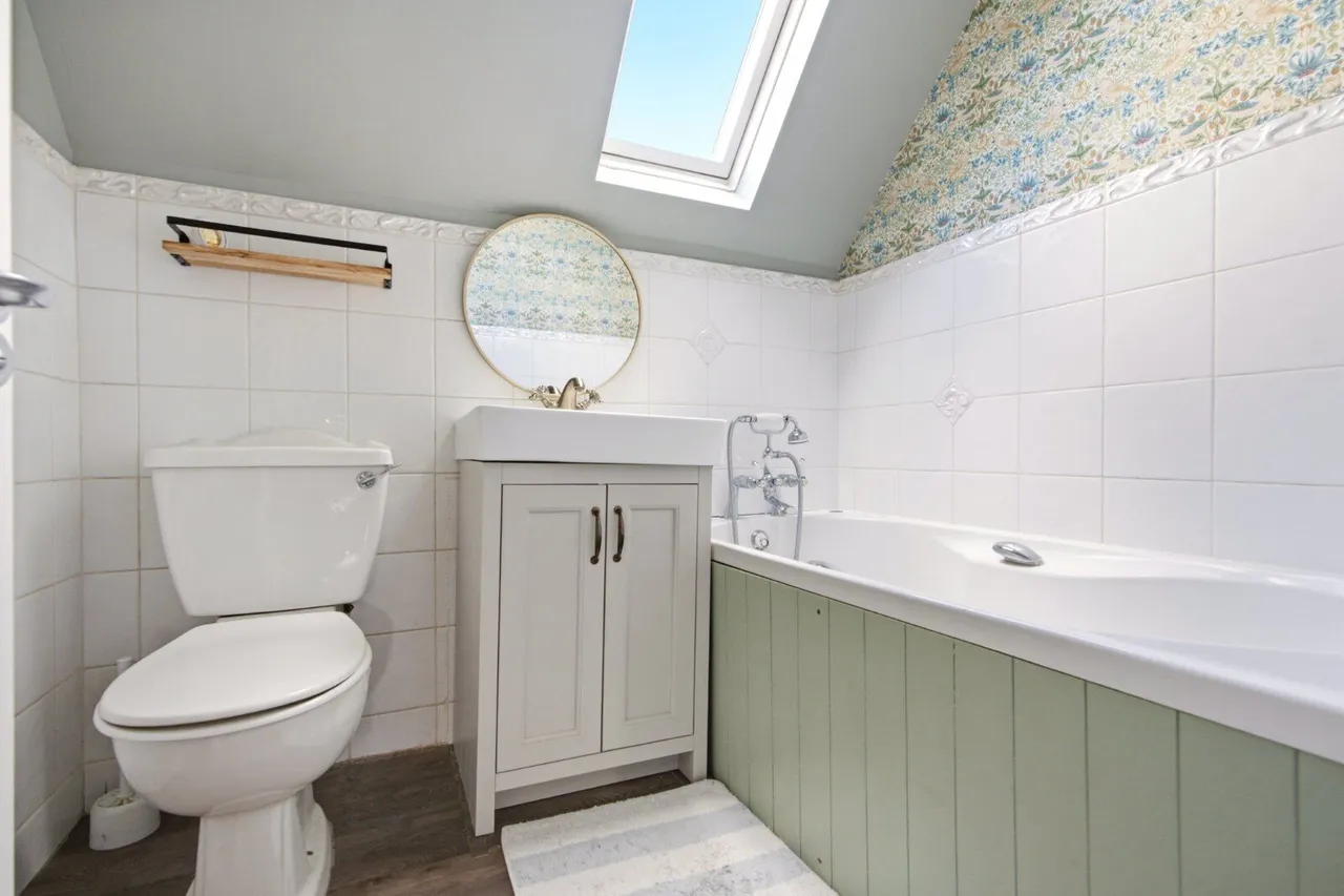 Park Street Lane, St. Albans, AL2, photo 14