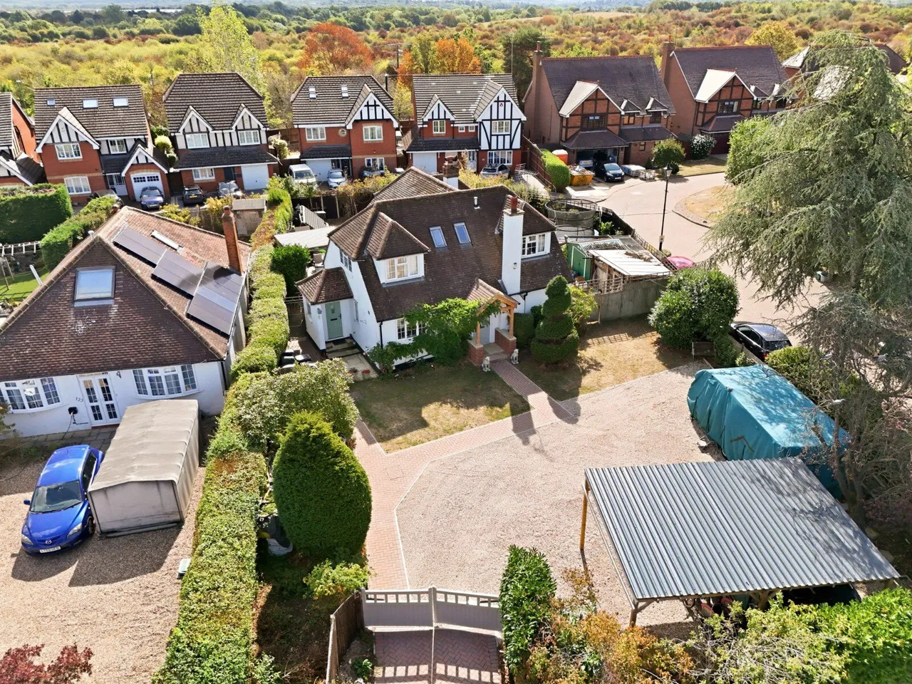 Park Street Lane, St. Albans, AL2, photo 18