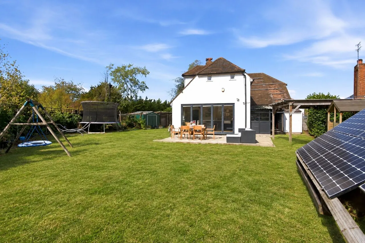 Park Street Lane, St. Albans, AL2, photo 16