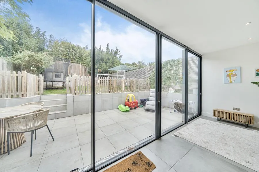 Windermere Avenue, London, N3, photo 5