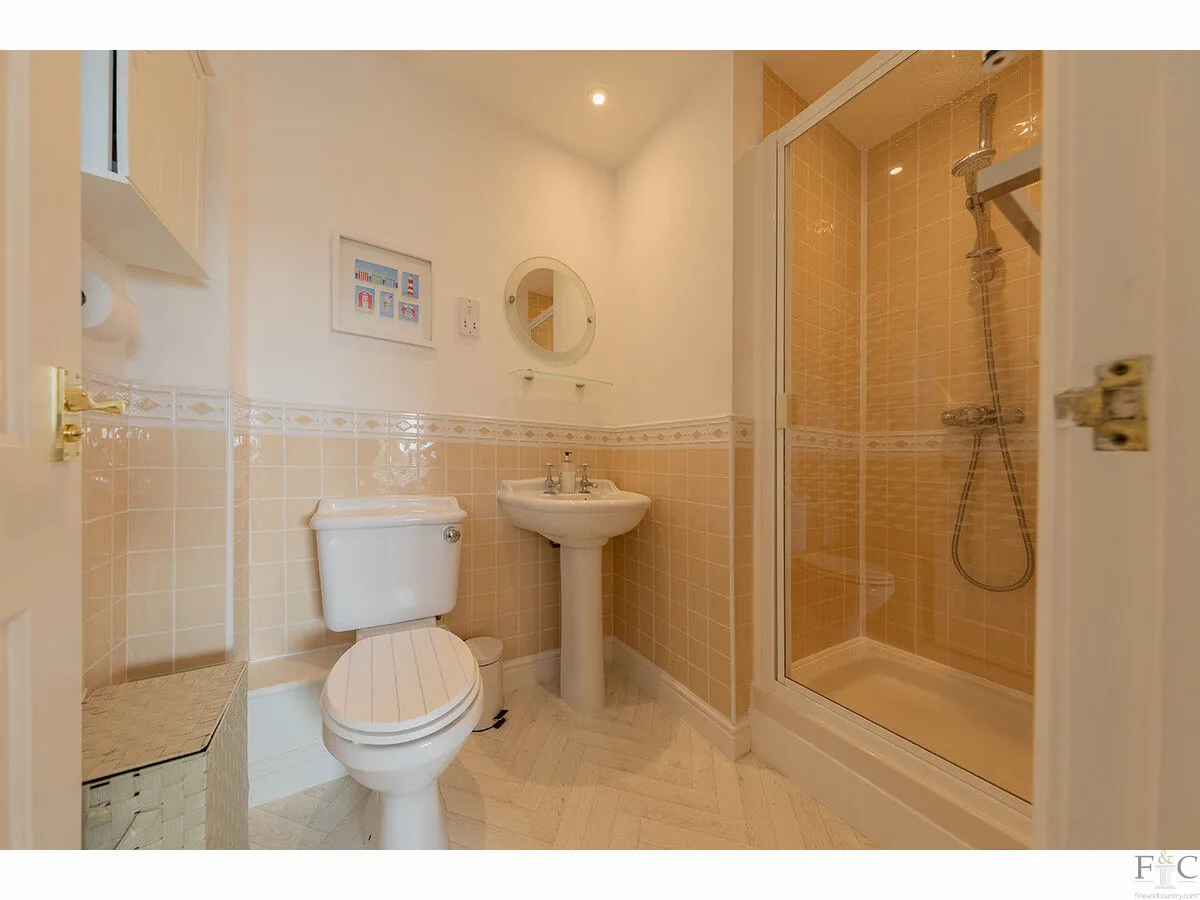 Main Street, Leicester, LE7, photo 27