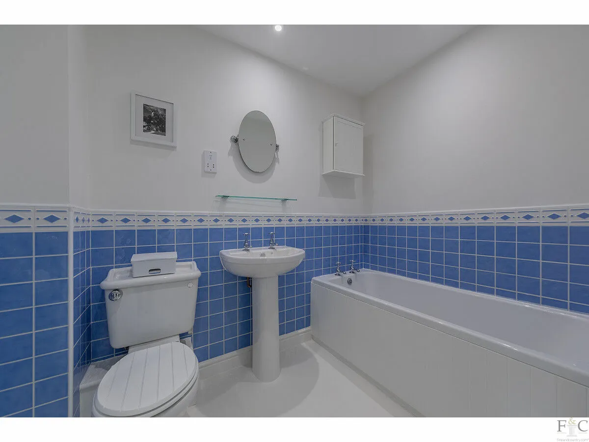 Main Street, Leicester, LE7, photo 23