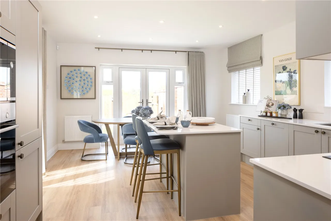 Fieldfare Lane, Finchwood Park, RG40, photo 3