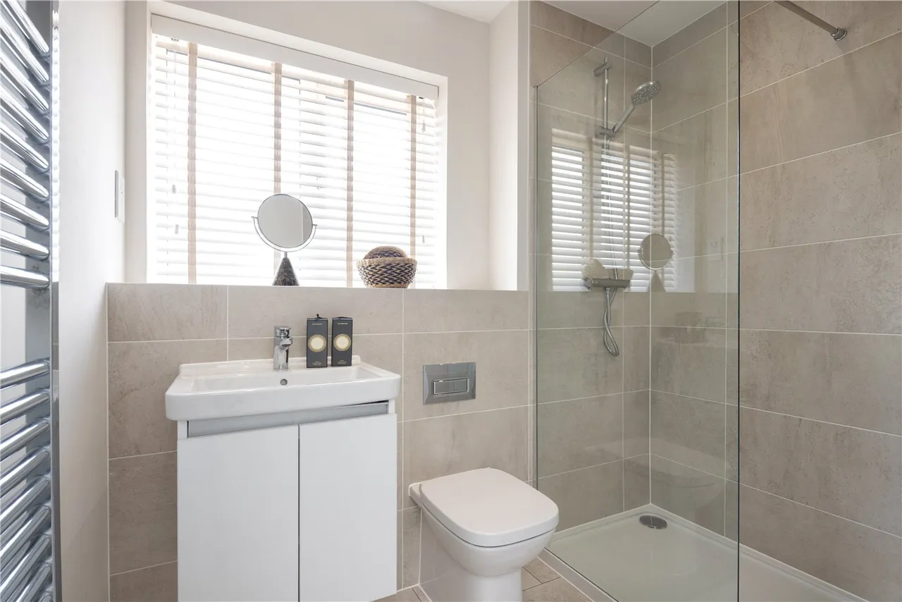 Fieldfare Lane, Finchwood Park, RG40, photo 10
