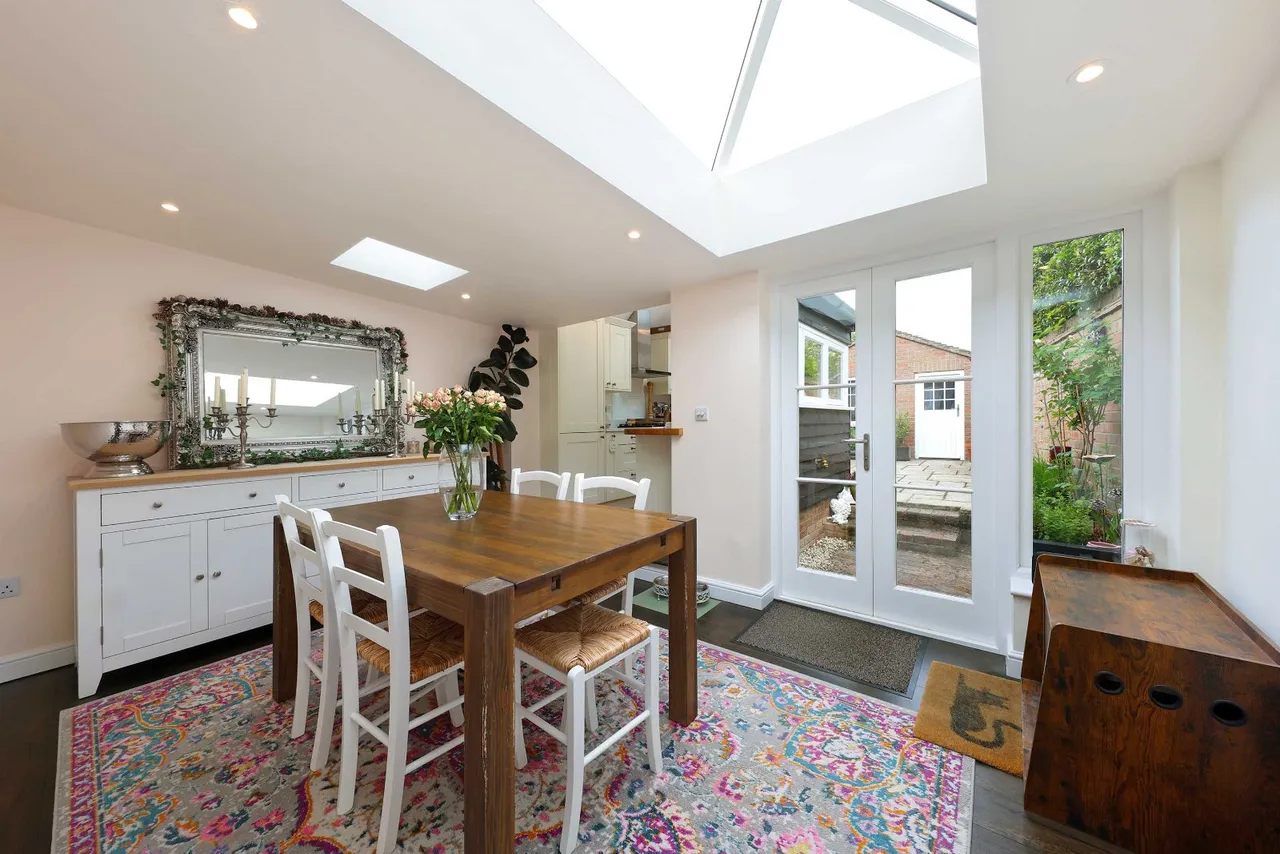 Aylesbury End, Beaconsfield, HP9, photo 5