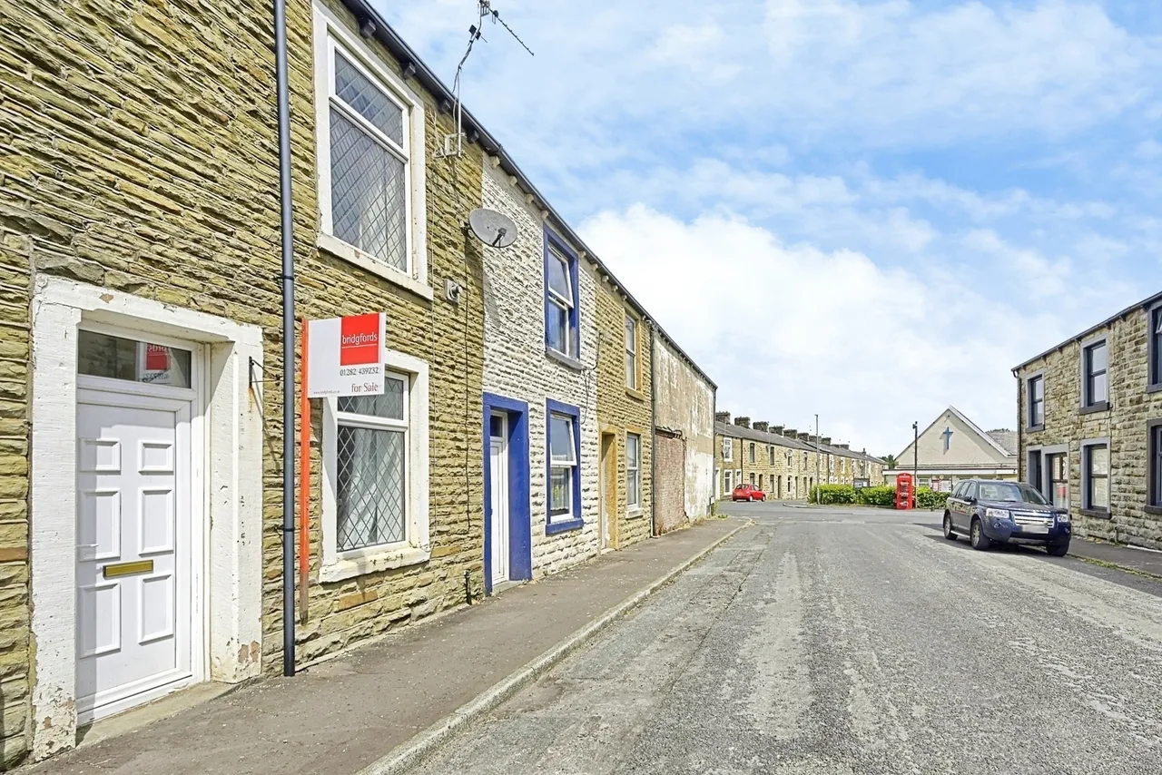 Bridgefield Street, Hapton, Burnley, Lancashire, BB12, photo 11