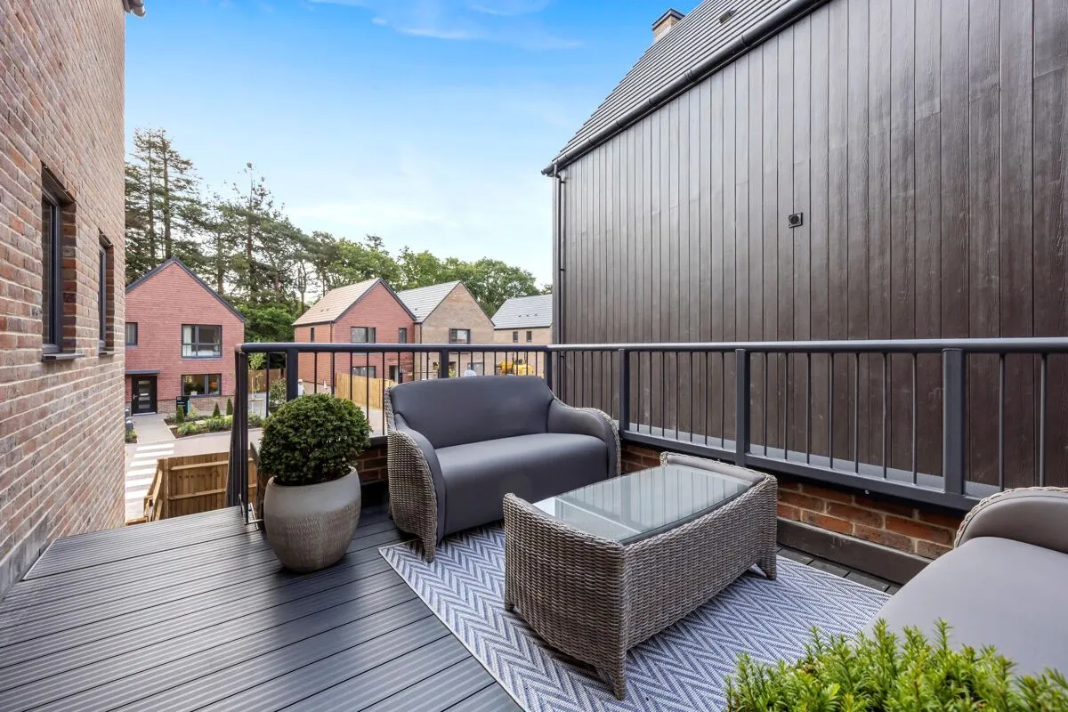 Brooklands Grove, Weybridge, KT13, photo 19