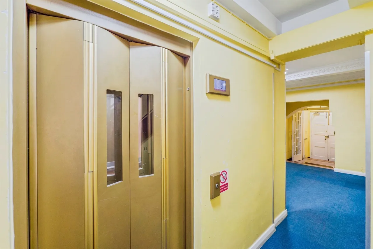 Westgate Street, Cardiff, CF10, photo 18