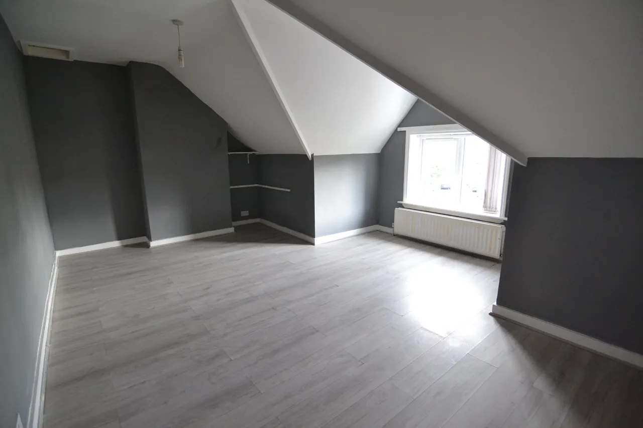 Bescot Road, Walsall, West Midlands, WS2 9AD, photo 5