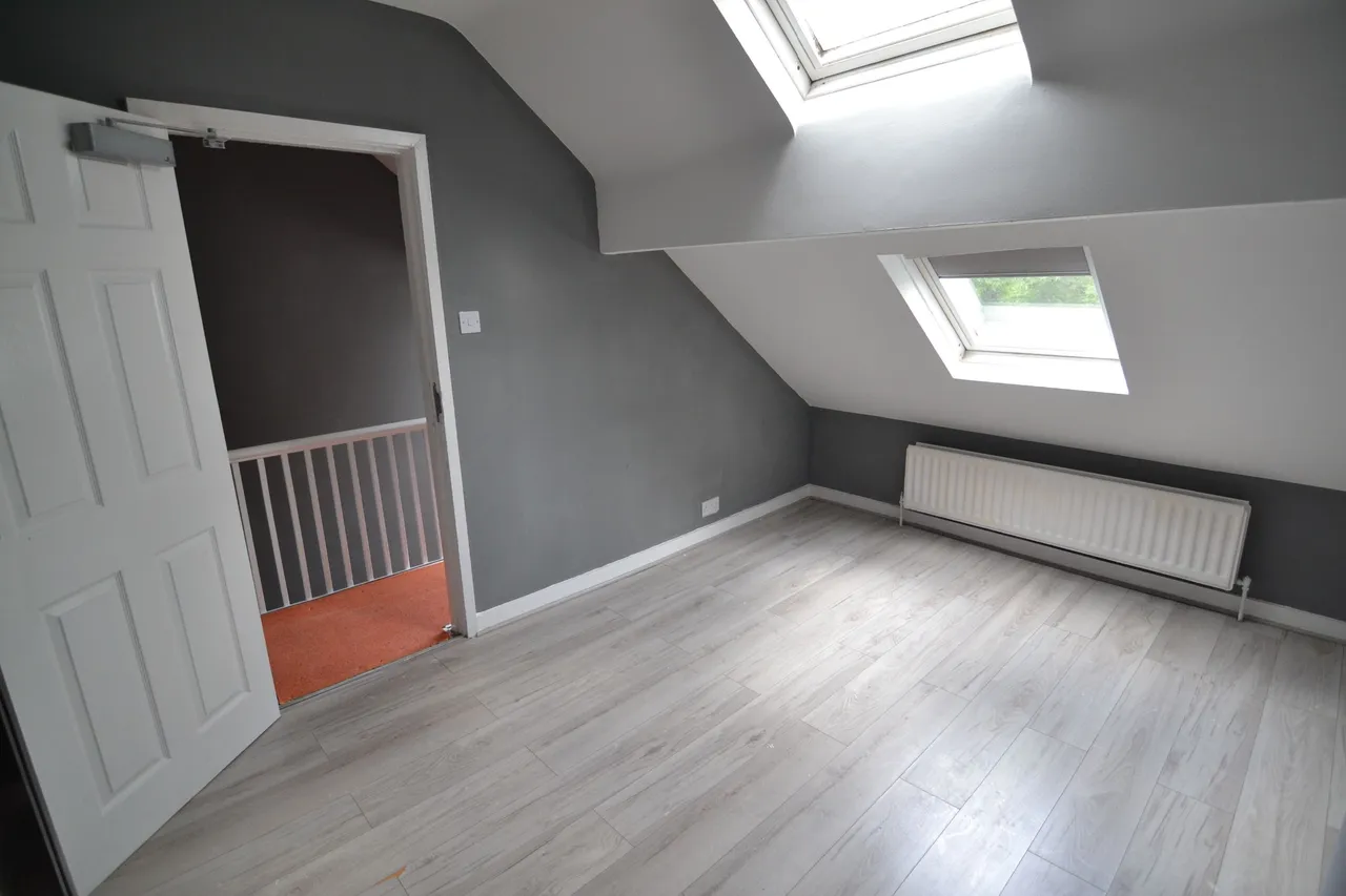 Bescot Road, Walsall, West Midlands, WS2 9AD, photo 8
