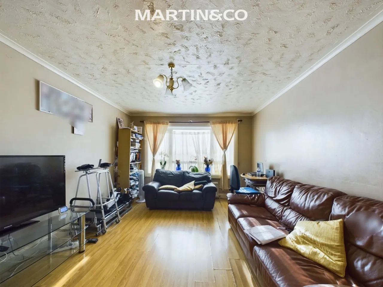 3 bed flat for sale, Lud Lodge, Ashford, TW15