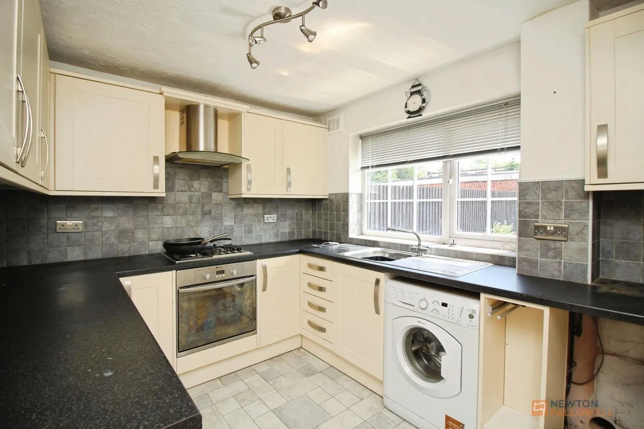 Hardwick Crescent, Syston, LE7, photo 7